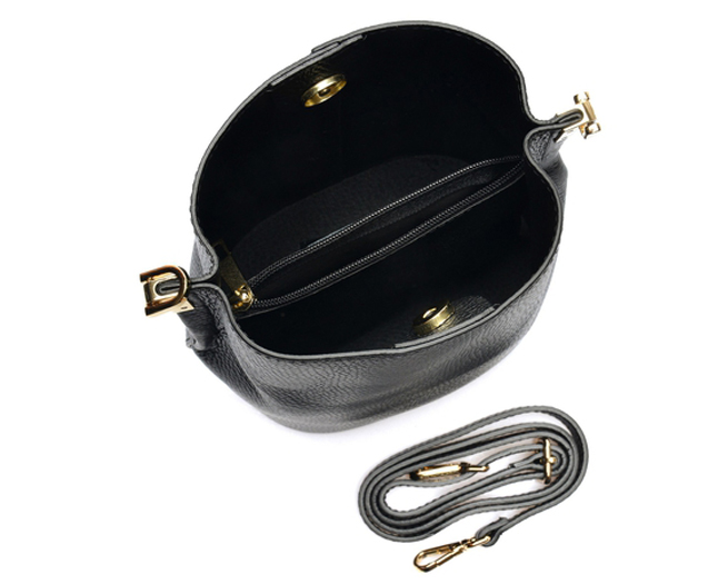 Luisa Vannini Shoulder Bag Womens Black